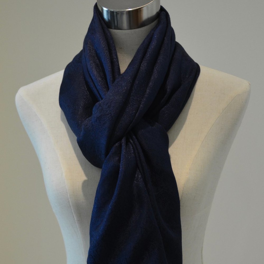 100% Silk Scarf from India-Navy paisley motif